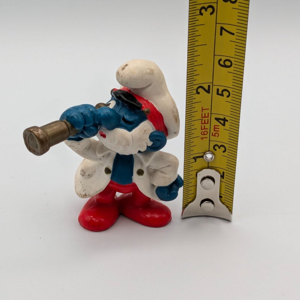 Papa Smurf Ship Captain Smurf Figurine - Vintage 1980's - Picture 4 of 4